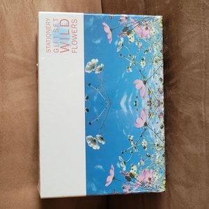 Robert Frederick 2004 Wild Flowers Stationary Gift Set New in Box